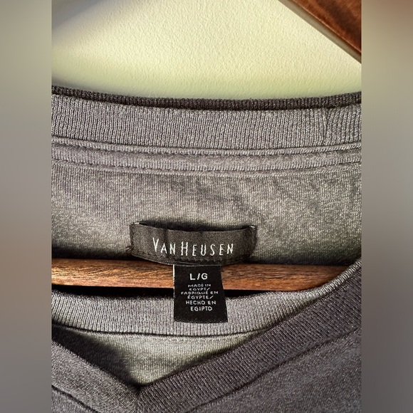 Men’s Van Heusen Sweater - Picture 2 of 3